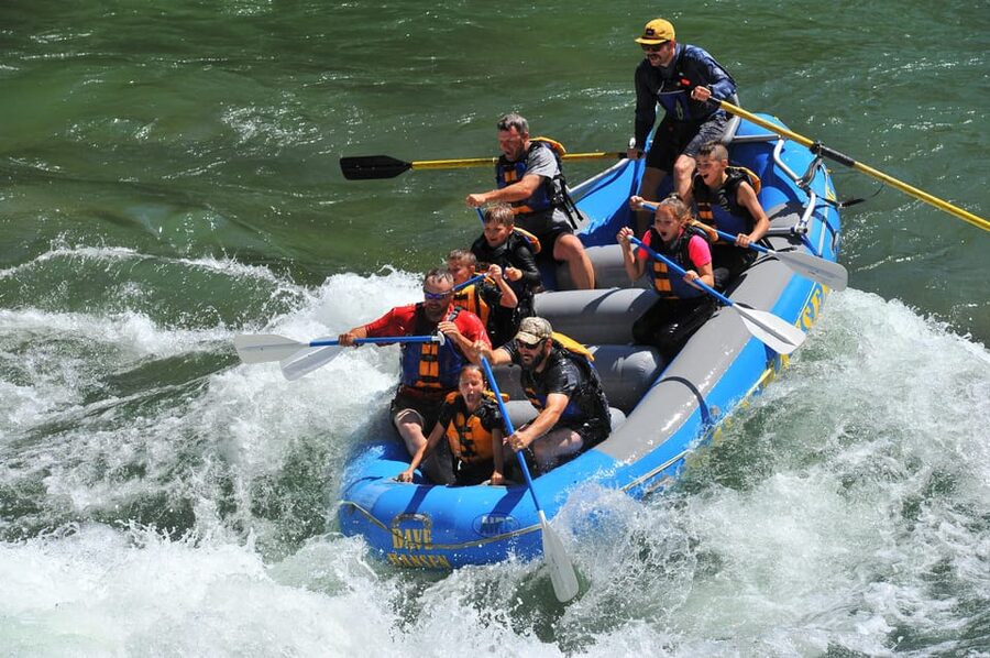 Jackson: 4-Hour Small Boat Snake River Whitewater Rafting - Practical tips for a better day