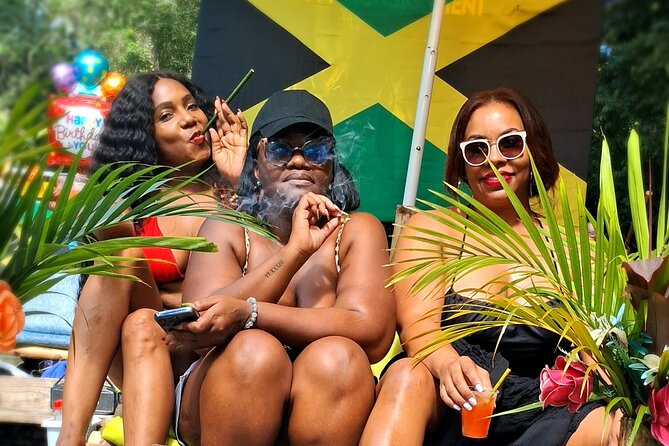 Jamaica Bamboo Rafting Experience with Lime Stone Massage - Limestone massage and the difference between the options