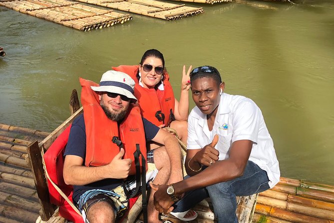 Jamaica Martha Brae Bamboo Rafting with Bus Transportation - Who will enjoy this river outing most?