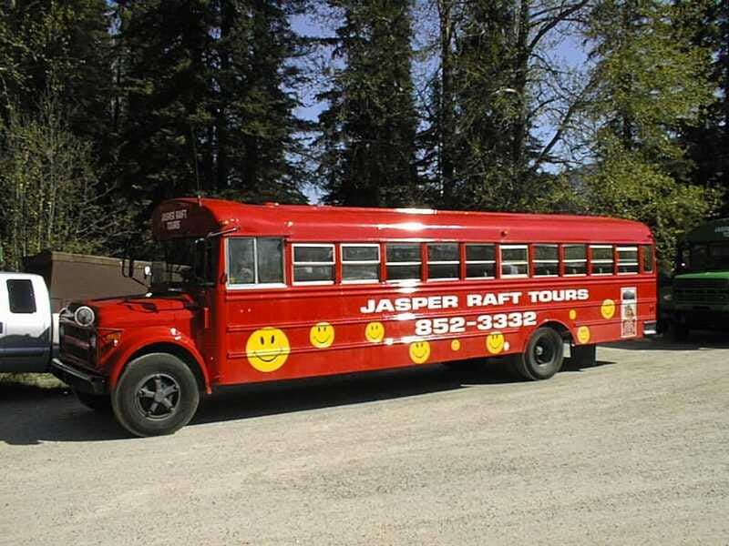 Jasper: Jasper National Park Easy 2-Hour Rafting Trip - Wildlife is possible, but not promised