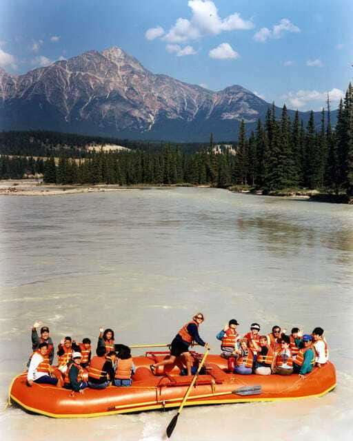 Jasper: Jasper National Park Easy 2-Hour Rafting Trip - A good choice for families and first-time rafters