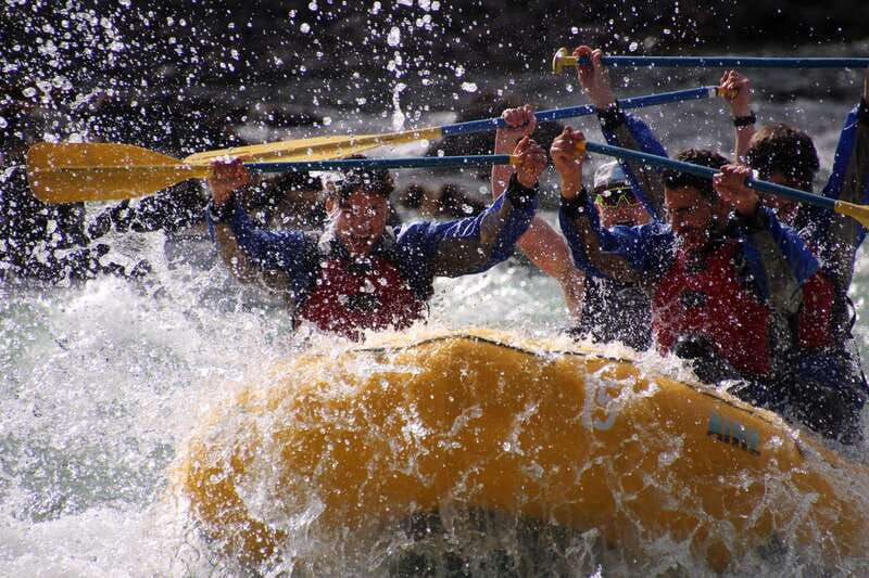 Jasper National Park: 2-Hour Whitewater Rafting - Families, nervous beginners, and the cold-water question