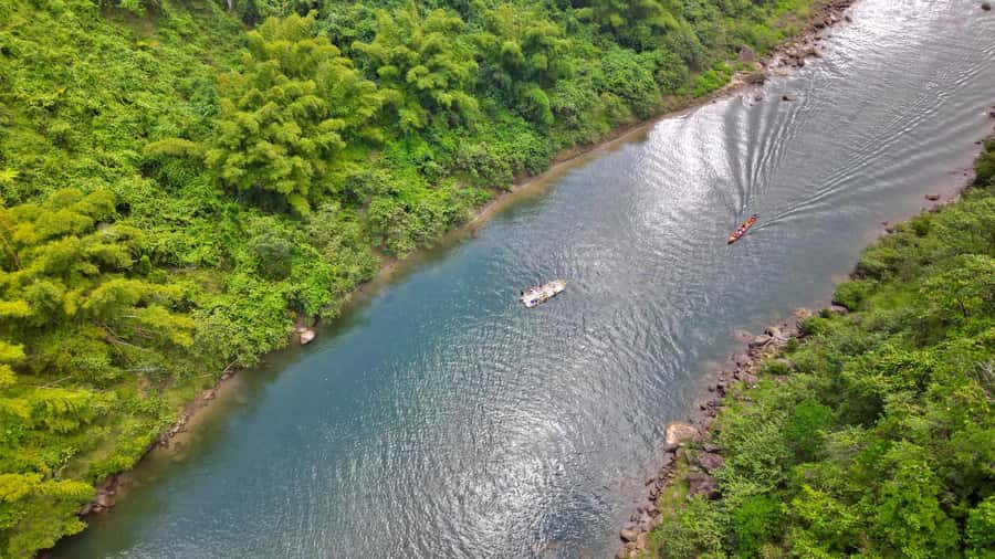 Jewel Of Fiji: Boat, Raft & Waterfall Culture Tour w/Lunch - The long drive from Denarau to Navua