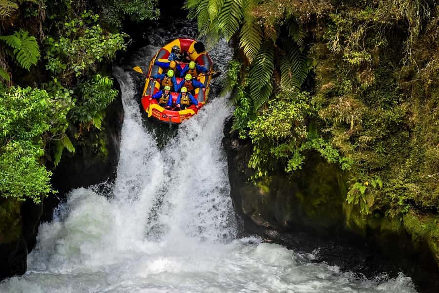 Kaituna River and Tutea Falls Whitewater Rafting - The safety briefing prepares you for Grade 5 water
