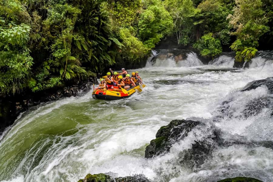 Kaituna River and Tutea Falls Whitewater Rafting - Arriving at the red and yellow rafting base
