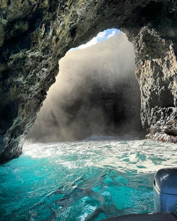 Kauai: Nā Pali Coast Zodiac Raft Sea Caves + Snorkel - Sea caves and waterfalls, weather permitting