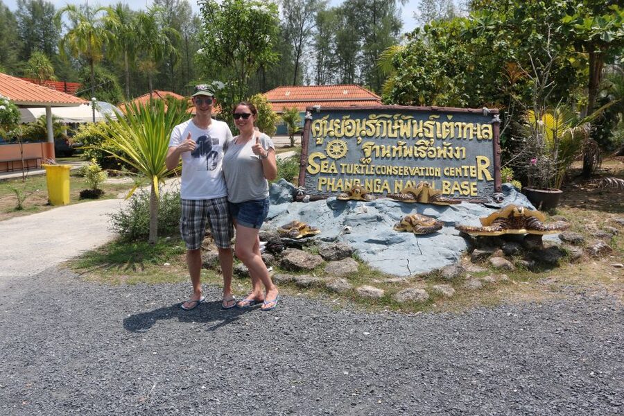 Khao Lak: Raft Expedition & Sea Turtle Conservation Center - Cooling off at Ton Pling Waterfall