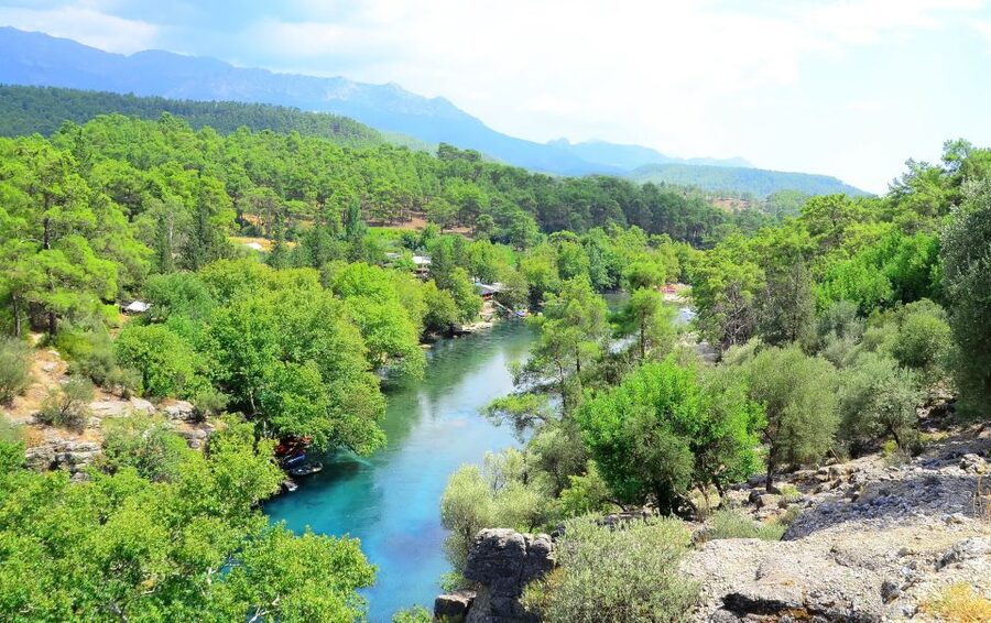 Köprülü Canyon Antalya: Whitewater Rafting Trip - The guides create much of the atmosphere