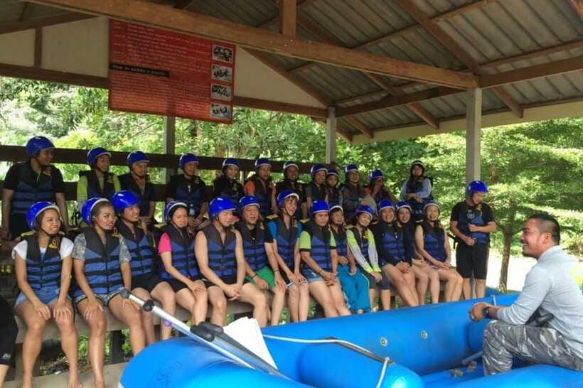 Krabi: 5km Rafting and Waterfall Tour - Booking details that can affect your day