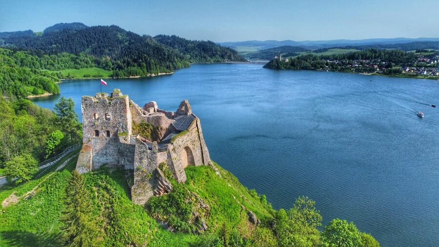 Krakow: Traditional Dunajec Rafting and Mountain Chairlift - The long road from Krakow to the Pieniny