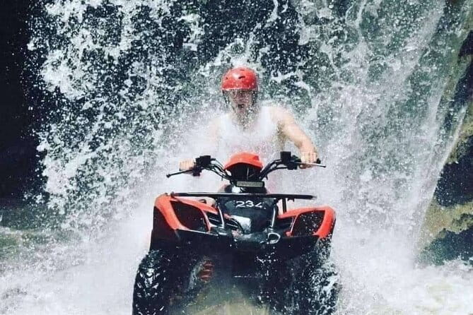 Kuber ATV Quad Bike & Ayung River Water Rafting, Ubud - Lunch between the ATV and the river