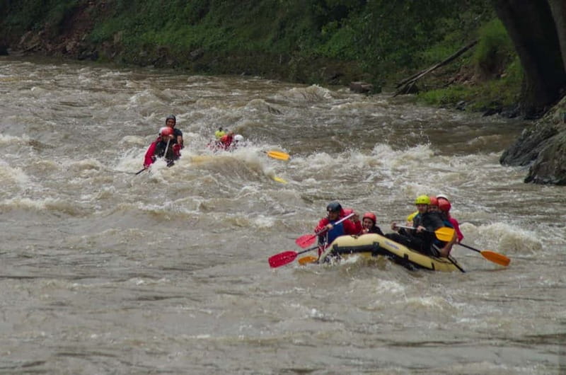 Lakatnik: Rafting on Iskar River - The 15-minute transfer to the launch point