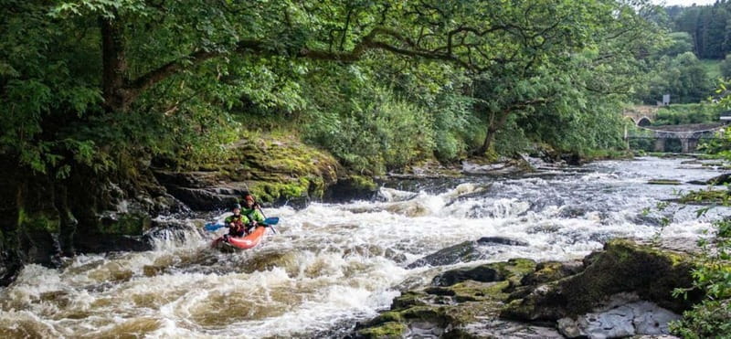 Llangollen: River Dee Whitewater Kayaking Adventure - The quieter return along Llangollen Canal