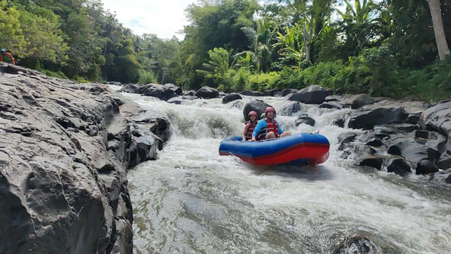 Lombok : white water rafting- best adventure experience - Two Hours on the Jangkok River