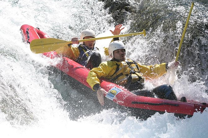Mini rafts, Sesia river - Learning to handle a two-person mini raft
