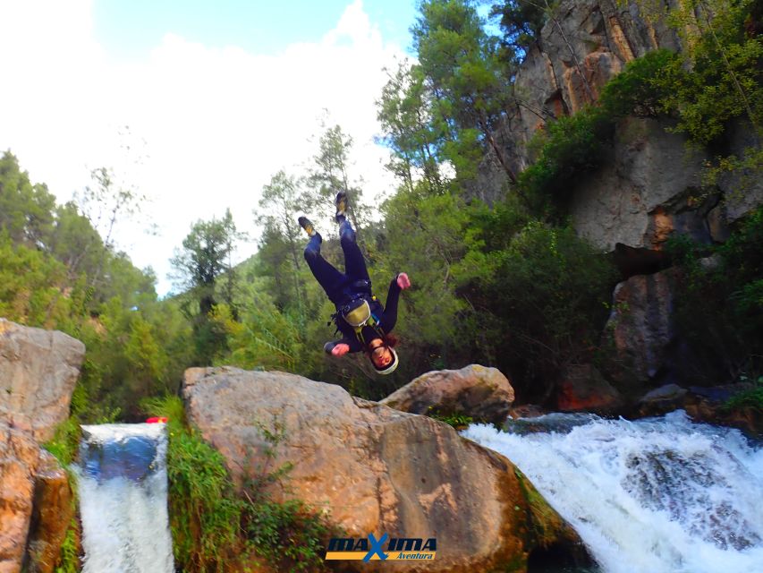 Montanejos: Guided Whitewater Rafting Adventure - What the rafting feels like in practice