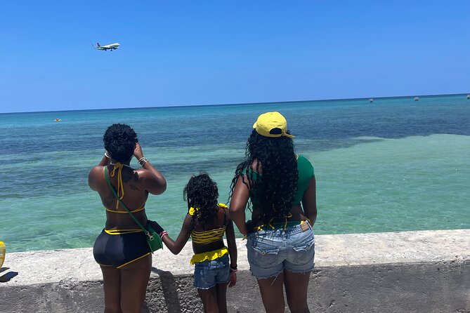 Montego Bay City Highlights Tour and Shopping with Bamboo Rafting - What This Six-Hour Montego Bay Tour Does Well