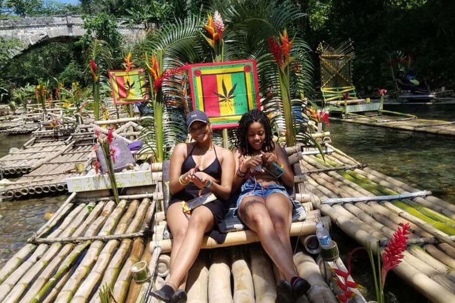 Montego Bay: River Rafting and Dunn's River Falls Day Trip - Dunn’s River Falls: Jamaica’s wet, famous climb
