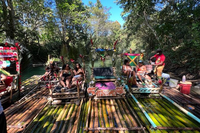 Montego Bay's Guided Bamboo Rafting Tour & Hip-strip Shopping - Who will enjoy this outing most