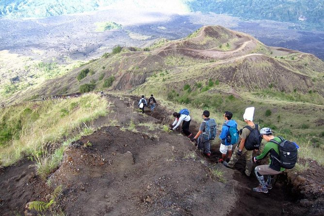 Mount Batur Sunrise Trek and Ayung River White Water Rafting Tour - Waiting for Sunrise at 1,717 Meters