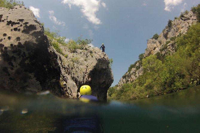Multi Adventure Experience - Rafting with elements of canyoning - The Gubavica waterfall and the natural setting