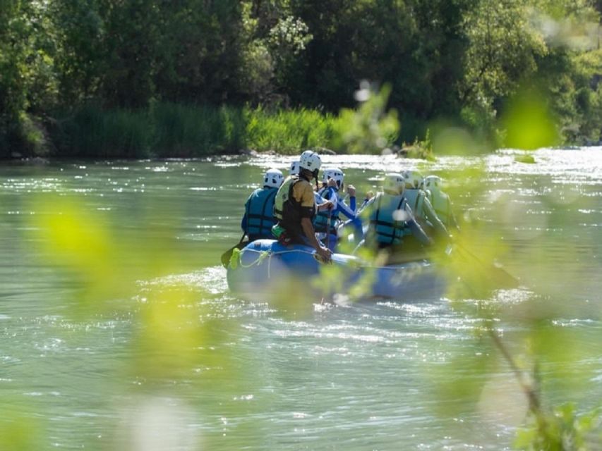 Murillo de gállego: Family Rafting in Huesca - The guide team and language choices