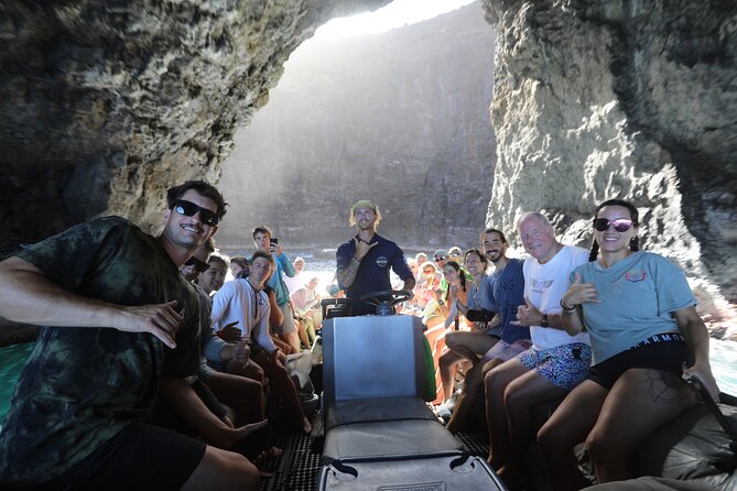 Nā Pali Coast Zodiac Raft Sea Caves Expedition on Kauai - Who should book this raft trip?