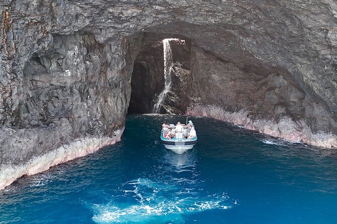 Nā Pali Coast Zodiac Raft Sea Caves Expedition on Kauai - Kikiaola Small Boat Harbor to the open coast