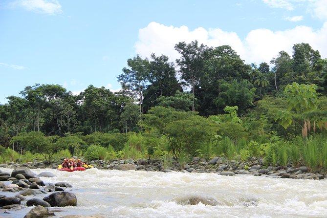 Naranjo River Rafting Private Trip from Manuel Antonio - Calm water, birdlife, and a welcome snack