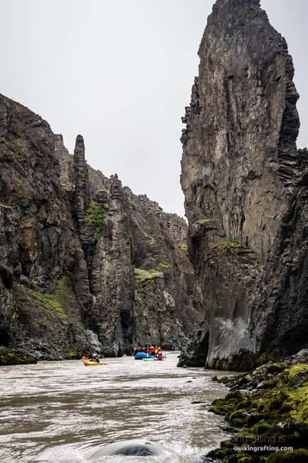 North Iceland: Europe’s Wildest Rafting in DRYSUIT - A 20-minute riverside break
