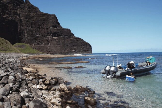 Nu'alolo Kai Beach Landing Raft Adventure - Sea caves, waterfalls, and wildlife along the way