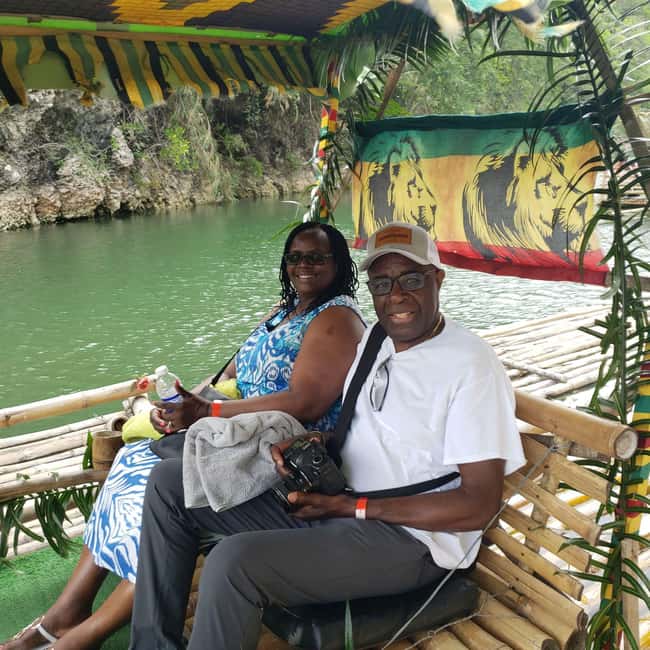 Ocho Rios Jamaica: River Bamboo Rafting Activity - Meeting the driver near Island Village