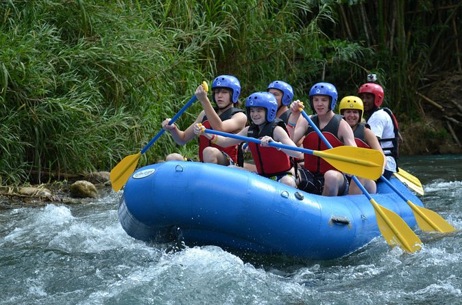 Ocho Rios Shore Excursion: River Rafting and Beach Adventure - What Class II rapids feel like on the Rio Bueno