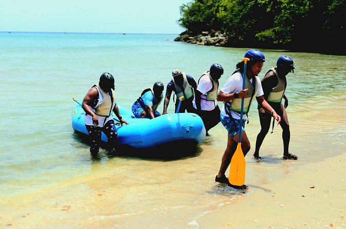 Ocho Rios Shore Excursion: River Rafting and Beach Adventure - Who should book this Ocho Rios excursion