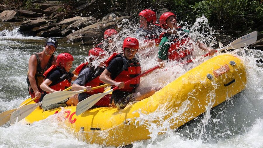 Ocoee River: Middle Ocoee Guided Rafting Tour - The five-mile Middle Ocoee run