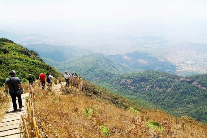 One Day Sticky Waterfall, White Water Rafting,Elephants Sanctuary - White water rafting needs more information