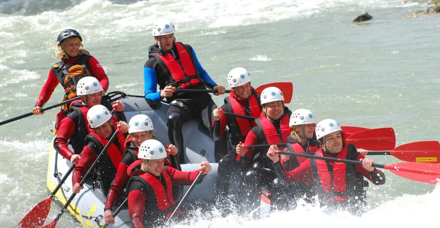 Ötztal: Imster Gorge Rafting Tour with Lunch - What the six-hour day looks like