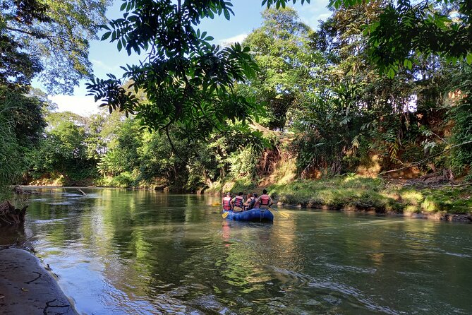 Peñas Blancas River: Wildlife Safari Experience by Raft - Why the small group makes a difference