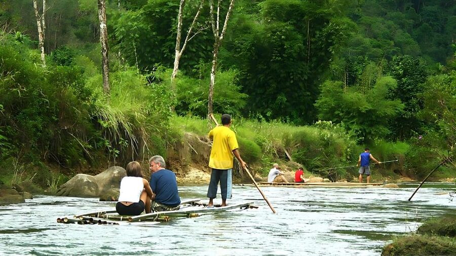 Phuket: Bamboo & Water Rafting with Phang Nga Bay Viewpoint - Lunch, fruit, and a useful pause