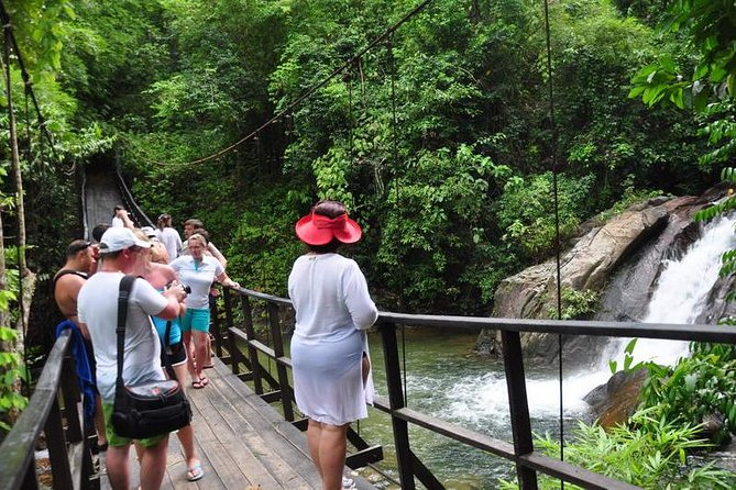 PHUKET-PHANG NGA: White Water Rafting 5 km-ATV-Zipline-LNH - How the Organization Affects the Day