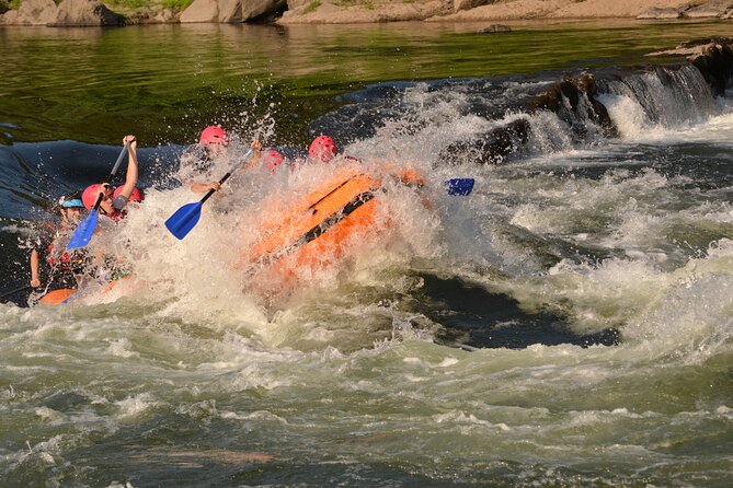 Private Rafting Experience in Melgaço - Finishing with food and Alvarinho