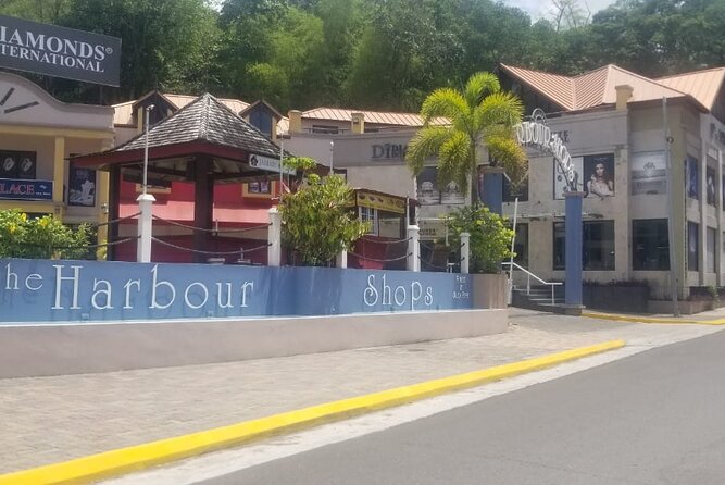 Private White River Bamboo Rafting & Limestone Massage Ocho Rios - The question of cannabis smoke