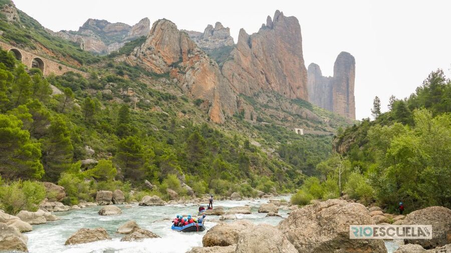 Pyrenees: Rafting in the Kingdom of the Mallos - The essential details at a glance