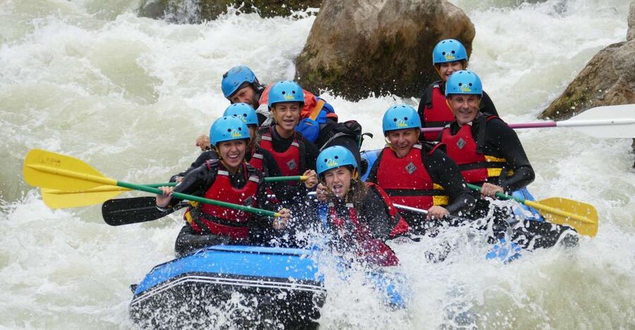 Pyrenees: Rafting in the Kingdom of the Mallos - The main descent, about 1.5 hours on the river