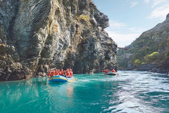 Queenstown: Kawarau River Whitewater Rafting - Meeting at Beach Street and riding to the base