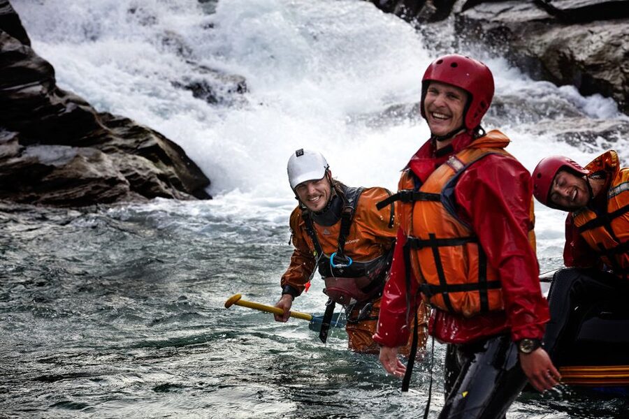 Queenstown: Shotover River Whitewater Rafting Adventure - From Queenstown to Skippers Canyon