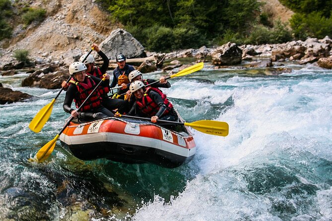 Rafting Adrenalin 7km - Finishing with Celije, Borovi, and Varda