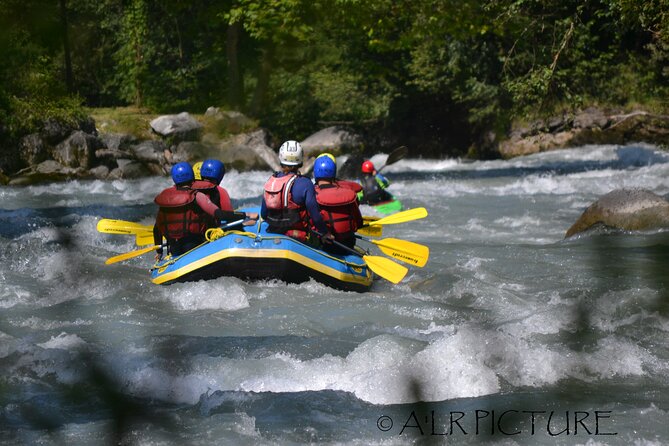Rafting at the foot of Mont Blanc in Chamonix - Timing, group size, and the meeting point