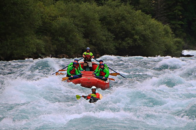 Rafting Azul a Macal - Futaleufu River - Why the Futaleufu makes this a serious rafting day