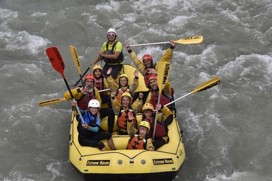 Rafting Classic, with Extreme Waves - Starting at Extreme Waves in Commezzadura